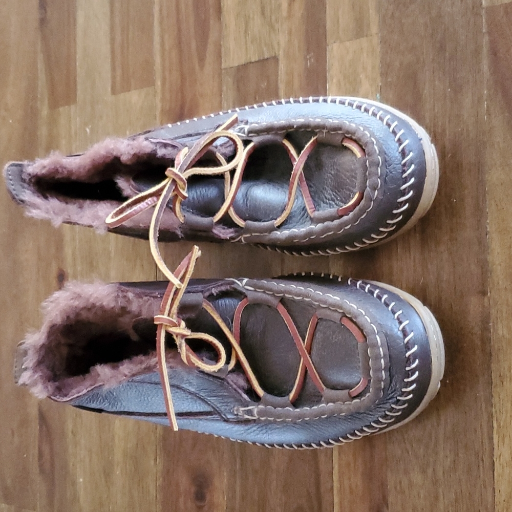 Men's LLBean moccasins/slippers, lace up Men's Wicked Good Lodge Chukkas